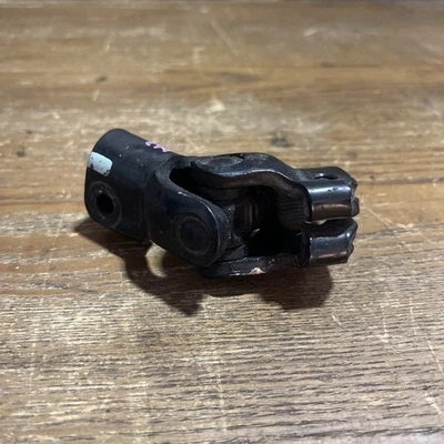 Nissan 370z 2009-2020 columna de dirección junta en U OEM Foto 1 de 4