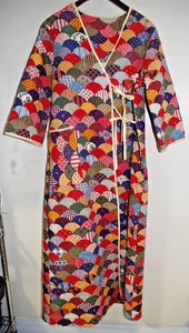 Q7 Vintage 70er mehrfarbig gesteppt Patchwork lang Wickel Morgenmantel M Lounge - Bild 1 von 9