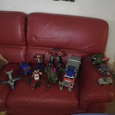 SUPERBE COLLECTION DE VÉRITABLES TRANSFORMERS 80-2000 - Photo 1/4