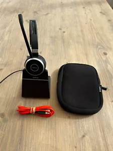 Jabra Evolve 65 Stereo Wireless Headset Model: DIV010 with Charging Stand & Case - Picture 1 of 7