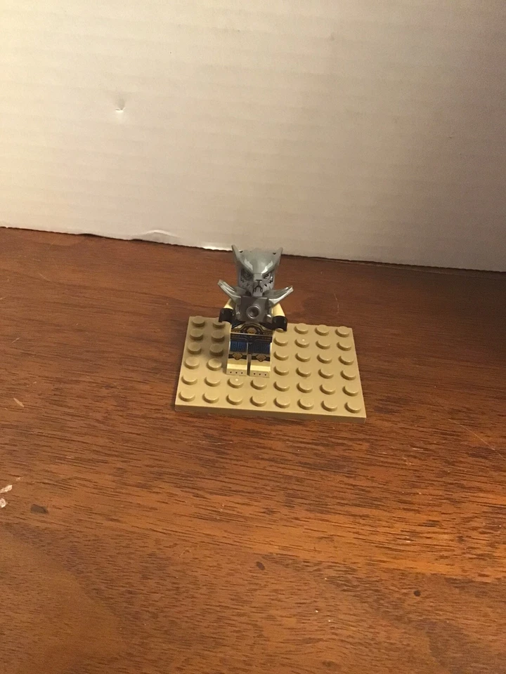 Lego 1Stk Legends of Chima Saber-Tooth Tiger Mini Figurine - Image 1 of 1