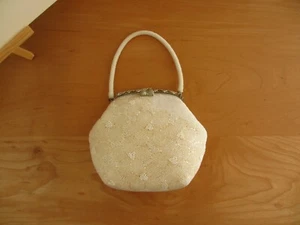 Antica borsa perline vintage rara panna con specchio Giappone OFFERTA LIMITATA - Foto 1 di 12