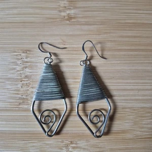 Teardrop Wire Wrapped Dangling Earrings Silvertone Jewelry Wire Hooks Pierced - Picture 1 of 5
