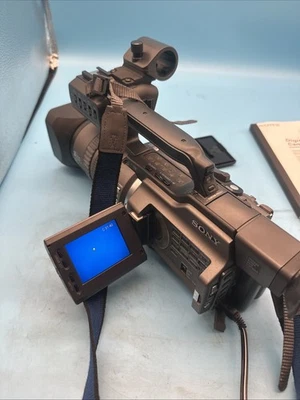 Sony DSR-PD150 Mini DV Camcorder, Kassettenspieler Probleme Beschreibung lesen wie besehen - Bild 1 von 4