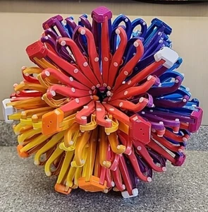 Hoberman Mega Transforming Sphere Giant 4.5' Portable Playhouse Expands 18"-54" - Picture 1 of 7