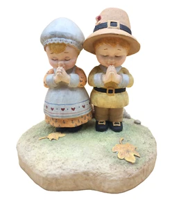 SELTEN Vintage 1997 House of Hatten "Children Giving Thanksgiving Figur EUC - Bild 1 von 13