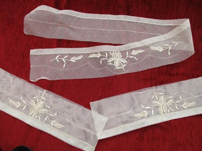 Ensemble de 3 empiècelments tulle brodé main anciens (1925) 1.1 m x 11 cm - Photo 1/3