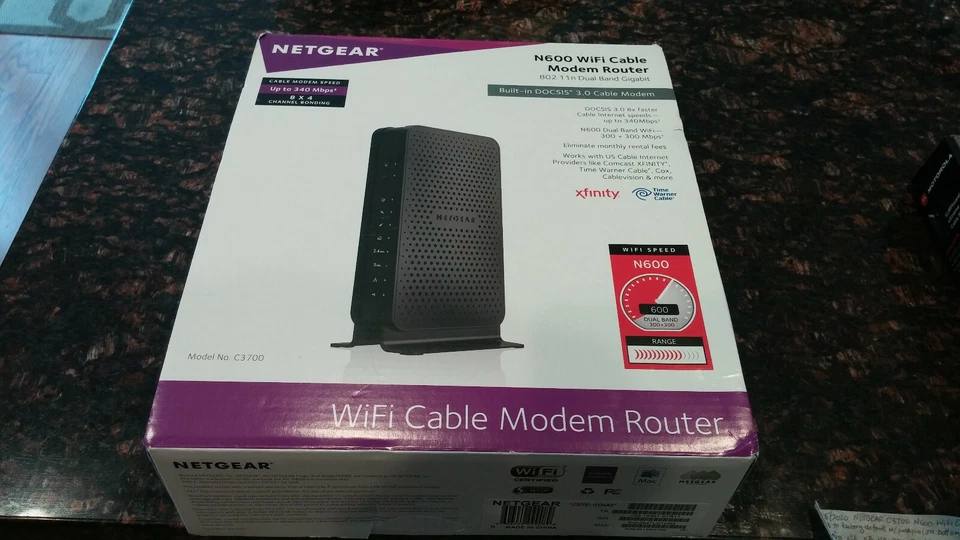 Netgear C3700 Docsis 3.0 N600 Wifi Cable Modem Router WITH BOX EUC - Image 1 of 4