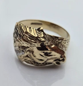 9ct Yellow Gold Horse Ring Ruby and Diamond Stones Hallmarked ring Size Q 1/2 - Picture 1 of 12