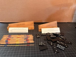 Juguetes Pier 1 vintage: dominó y palos de recogida. Sin usar, completo - Imagen 1 de 6