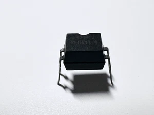 5PCS SFH611-4 VISHAY High CTR Phototransistor Optocoupler 70V 2.8kV DIP-4 - Picture 1 of 3