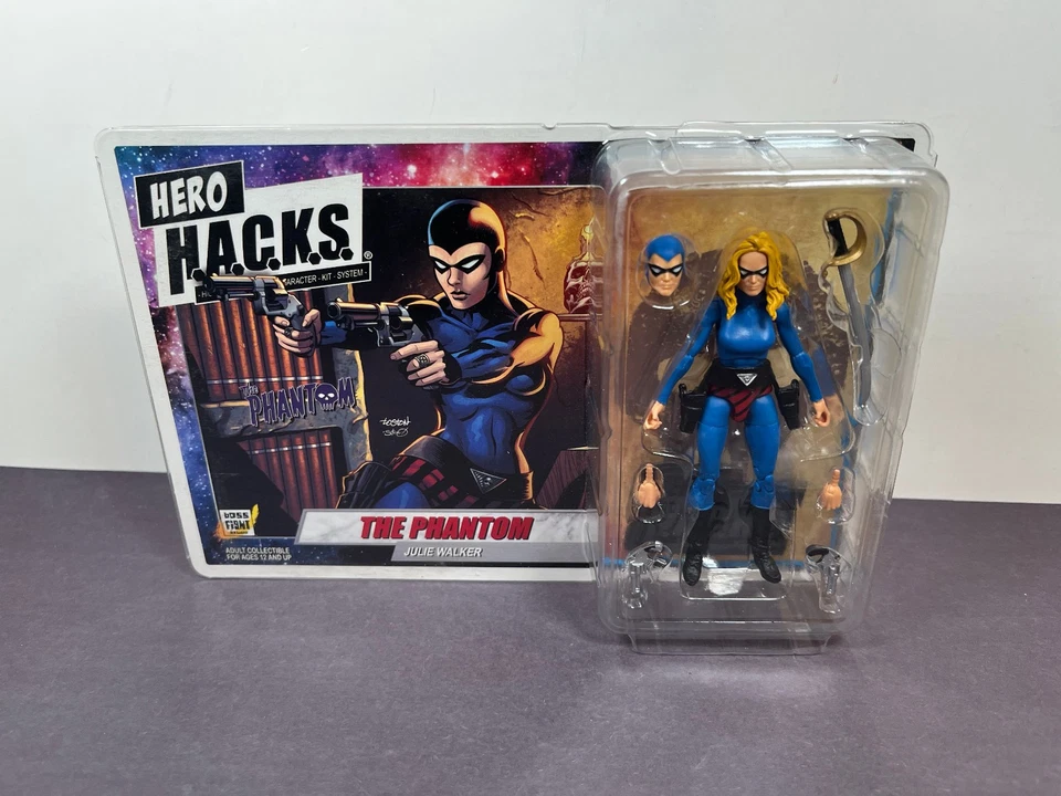 Figura azul Boss Fight Studio Vitruvian Hero Hacks JULIE WALKER The Phantom Foto 1 de 4