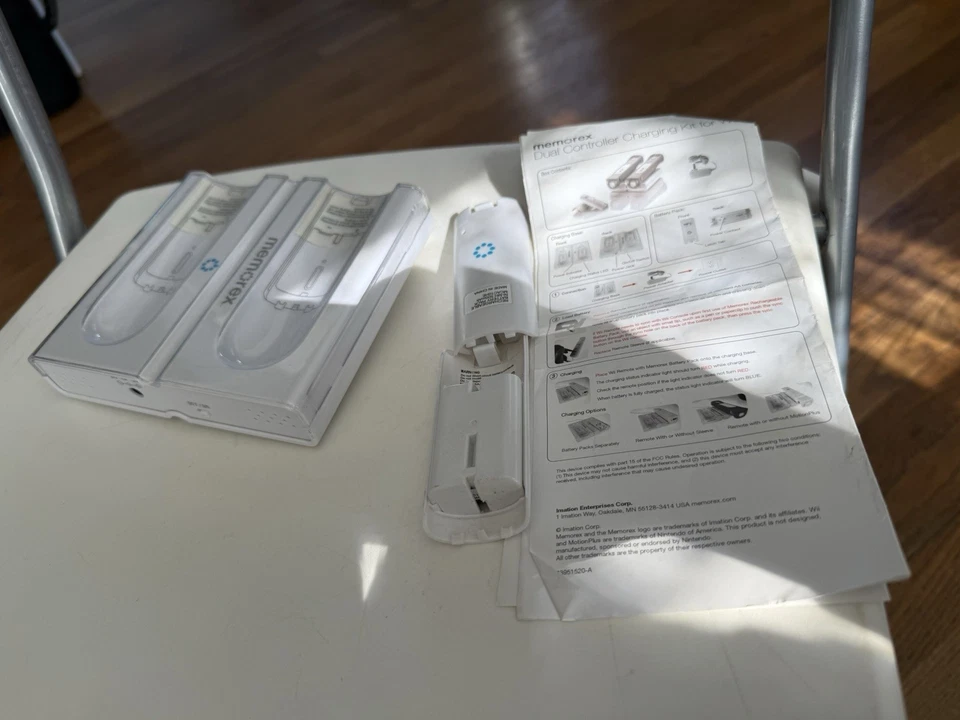 Memorex Dual Controller Charging Kit Made For Wii controller  Untested , No Powe - Image 1 of 4