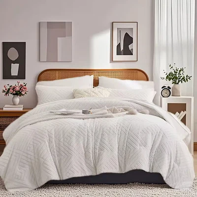 Juego de edredón a rayas de 7 piezas. Microfibra ligera gris, negro y blanco Foto 1 de 4