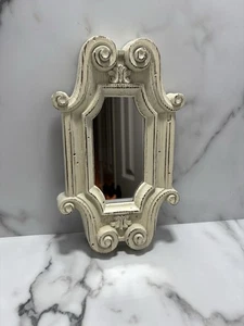 Vintage geschnitzter Holzimitat Roll Wandspiegel kleiner verzierter Rahmen 6 x 9 7/8 Zoll - Bild 1 von 6