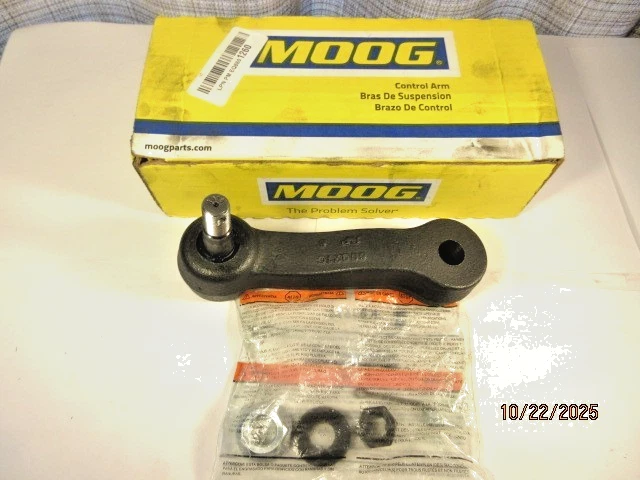 MOOG K6535 Steering Idler Arm for Chevrolet Silverado 2500 HD - Image 1 of 4