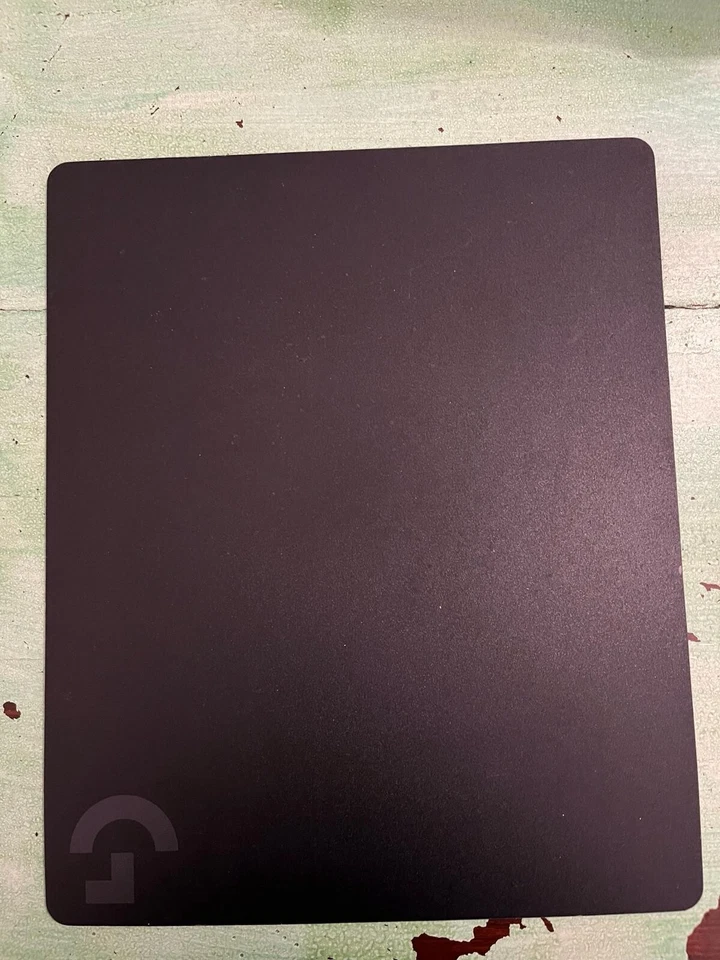 tappetino mouse logitech usato in ottime condizioni  - Immagine 1 di 1