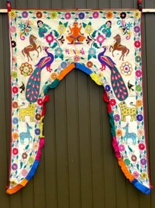  Antiker Hochzeitsbogen aus Indien - Bild 1 von 3