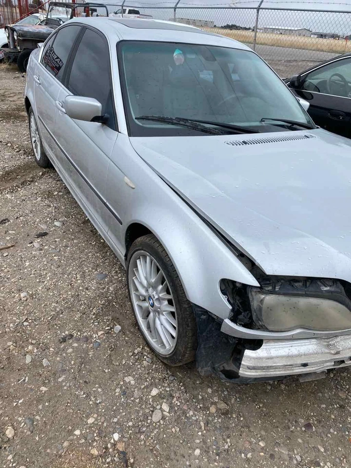 Medidor de flujo de aire de inyección de combustible usado se adapta a: BMW 330I 2003 3,0 grado A Foto 1 de 4