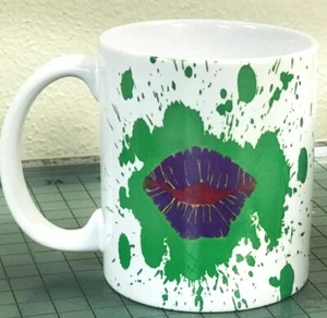 Taza de té de café blanca con imagen impresa de los "The Gorgeous Full Purple Lips" - Imagen 1 de 1