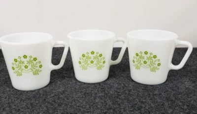 3 Pyrex Honeydew Green Daisies Summer Impressions Mugs #1410 Vintage Pre Corelle - Image 1 of 4