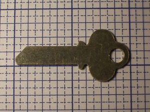 Vintage Flat Steel Key Trunk Padlock Antique Lock Box Desk Cabinet Key Blank - Picture 1 of 3