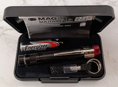 Mag-Lite Solitaire Spectrum Series LED Flashlight Colors Red, Green, & Blue - Image 1 of 4