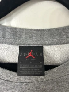 Youth Pull Over Jordan - Picture 1 of 3