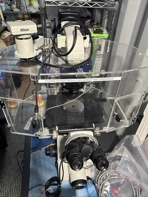 Microscopio de contraste de fase invertida Nikon Eclipse TE300 con torreta condensadora DIC Foto 1 de 4