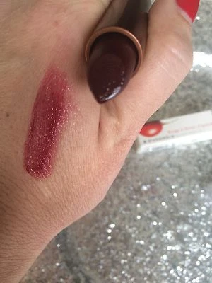 Elysambre Bio Aufladen Lippenstift 240 Kirsche 80% D Aktive Pflanzen Wert 19 £ - Bild 1 von 4