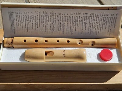 Vintage Wooden Moeck Tuju Flöte Flauto Dolce Alto Recorder - Image 1 of 4