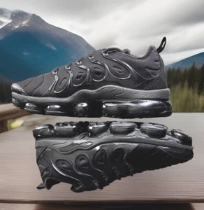 NIKE AIR VAPORMAX PLUS SNEAKERS SCHWARZ/SCHWARZ HERREN GRÖSSE 11,5 - Bild 1 von 9