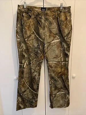 Realtree AP HD Womens Pants Camo Hunting 5 Pocket ~ Size 16 EUC! S6301-C3 - Image 1 of 4