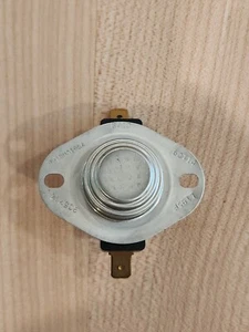 Carrier Bryant furnace limit switch HH18HA195A manual reset L195 repl. P331-2162 - Picture 1 of 3