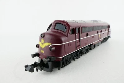 Minitrix 12267 Diesellok MY 1100 NOHAB der DSB, rot/weißer Umlauf, OVP, (C927) - Bild 1 von 4