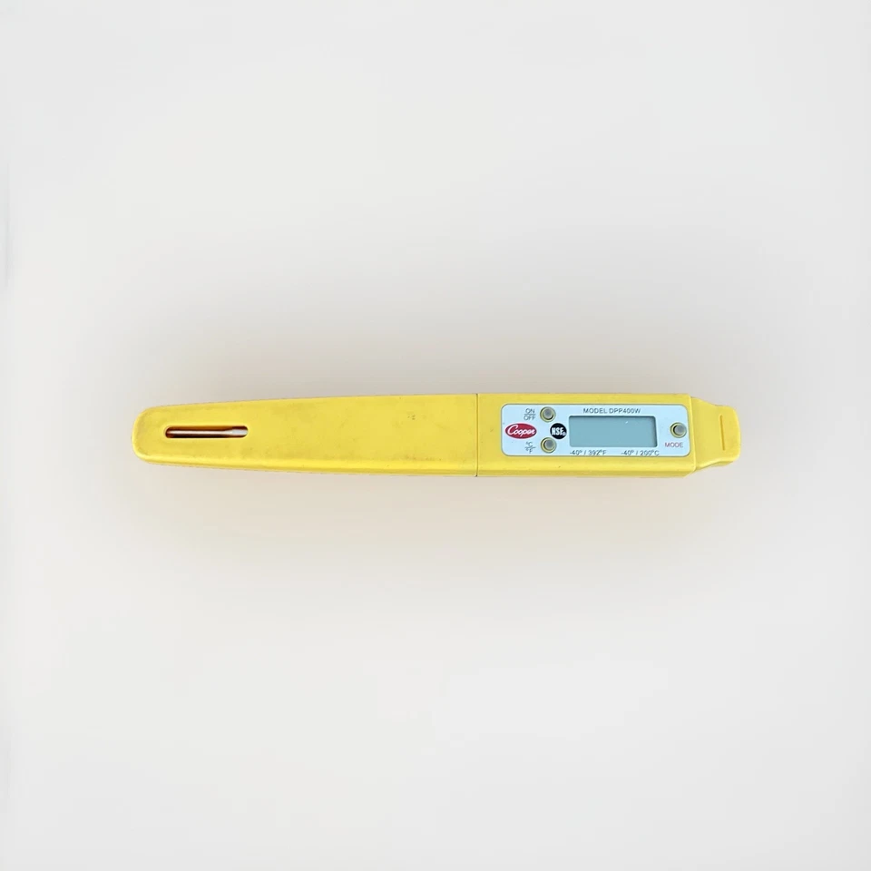 Cooper-Atkins DPP400W-0-8 23/4"Waterproof Digital Pocket ProbeThermometer - Image 1 of 1