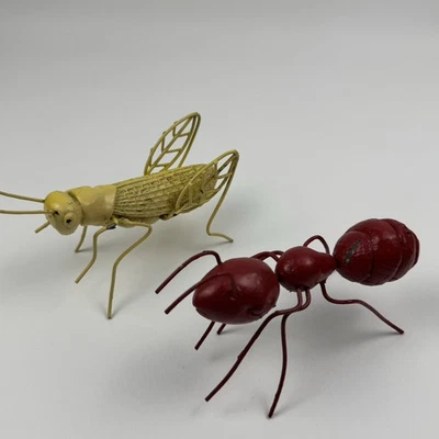 Saltamontes amarillo hormiga roja vintage - decoración jardín patio arte patas de metal (2) Foto 1 de 4