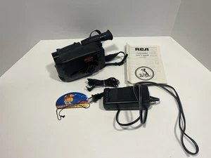 RCA Small Wonder Playback Camcorder CC641 VTG 1998 VHS-C Tested Works - Picture 1 of 13