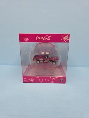 Máquinas M2 GMC Cuerpo Cuadrado 2025 Rosa Crismas Ornamento NUEVO  Foto 1 de 4