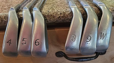 Ping G10 Black Dot 4, 5, 6, 8, 9, W Irons AWT Steel Regular Flex Ping Grip RH - Image 1 of 4