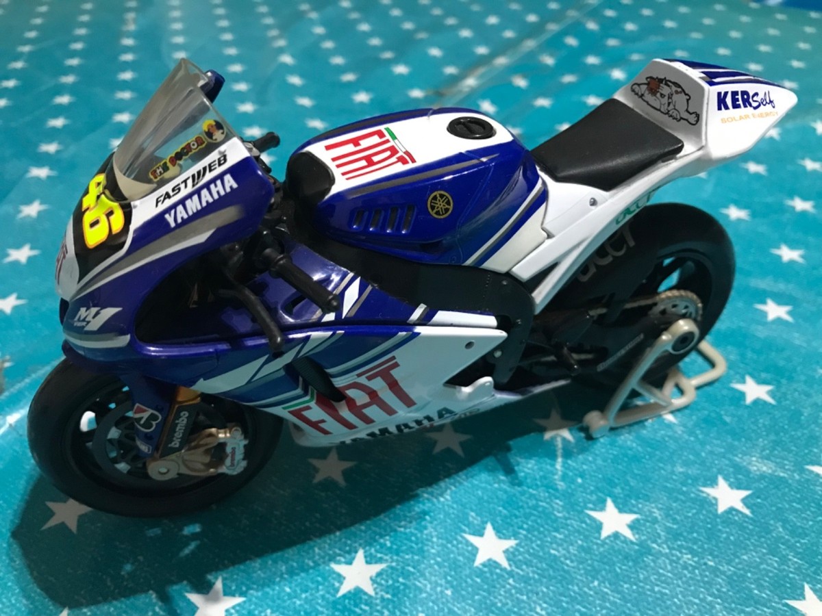 値下げ Maisto マイスト YAMAHA Team 2010 No.46 Maisto Yamaha 1:10 Scale Diecast Motorcycles & ATVs for sale