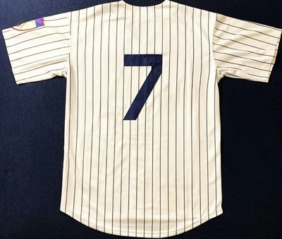 Camiseta deportiva a rayas clásica de Mickey Mantle 1951 de los New York Yankees local grande para hombre Foto 1 de 2