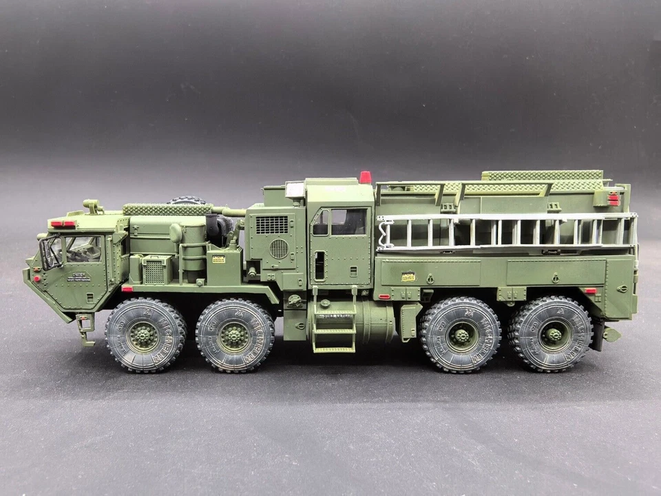 Caminhão de bombeiros tático M1142 do Exército dos EUA 1/72 modelo acabado pintado caseiro  - Imagem 1 de 4