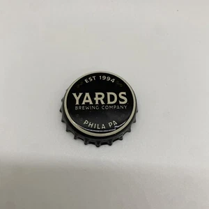 YARDS BREWING COMPANY used Beer CROWN, Bottle Cap, BLACK WHITE Pennsylvania - Picture 1 of 2