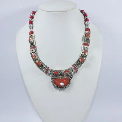 Hermoso collar tradicional artesanal con cuentas de piedra coral étnico tibetano N95 Foto 1 de 4