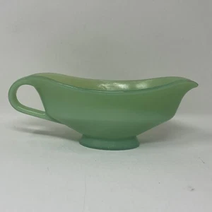 Green Jadeite UNMARKED Glass Gravy Boat 8" Unknown Maker Vintage - Picture 1 of 11