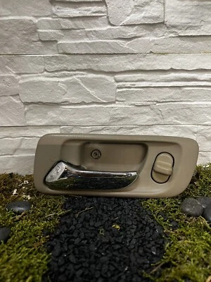 Manija de puerta delantera derecha Honda Odyssey 2002-2004 Foto 1 de 2