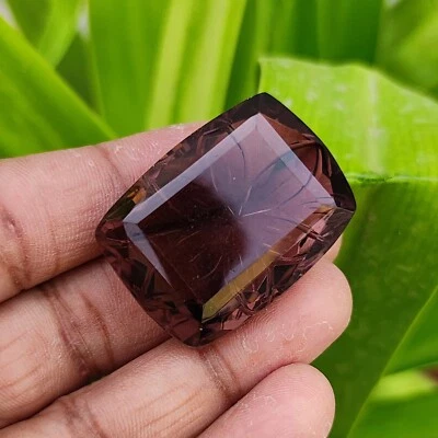 Piedra preciosa suelta de cuarzo ahumado marrón natural de 109 quilates certificada para aliviar el estrés Foto 1 de 4