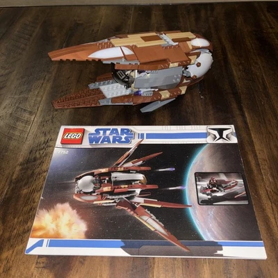 LEGO Star Wars: Count Dooku's Solar Sailer (7752) Ship And Droid Only  - Image 1 of 4