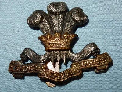 GLAMORGAN IMPERIAL YEOMANRY REGIMENT BRITISH MILITARY CAP BADGE - SLIDER B/M - Image 1 of 2
